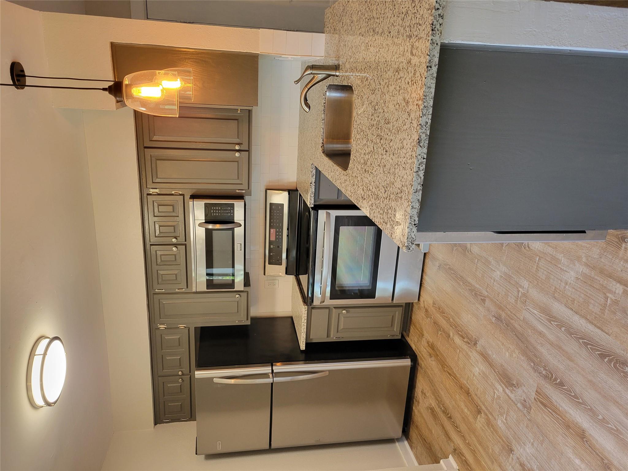 20700 Bonanza St, Lago Vista, TX 78645