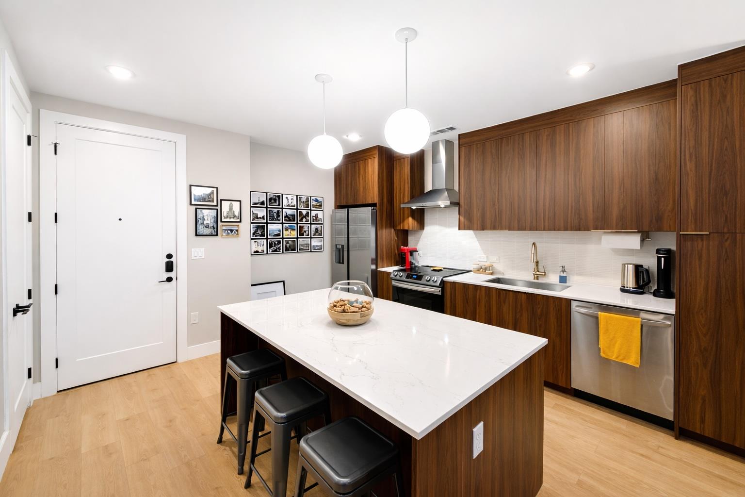 1701 Simond Ave # 625, Austin, TX 78723