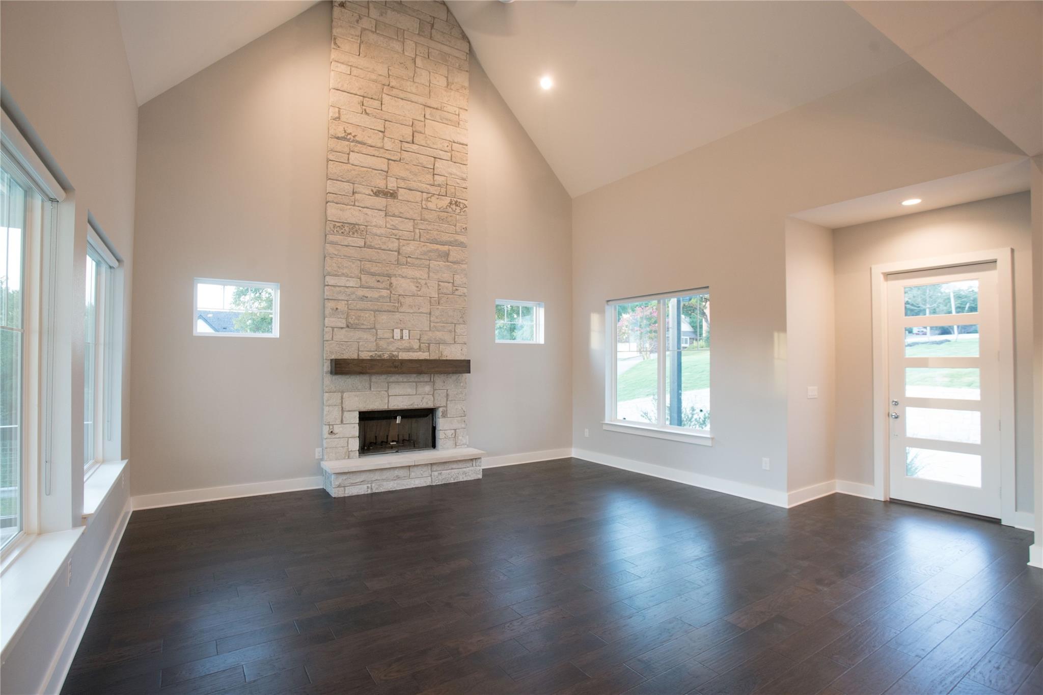 3018 Sunridge Dr # 9, Austin, TX 78741