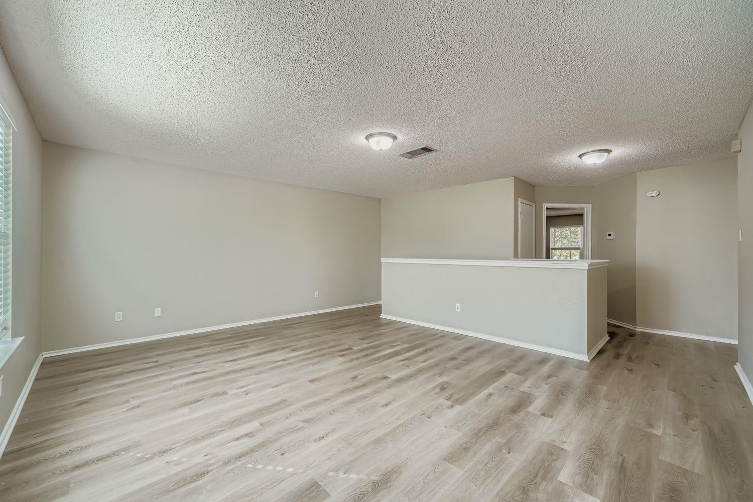 2100 Coachlamp Dr, Cedar Park, TX 78613