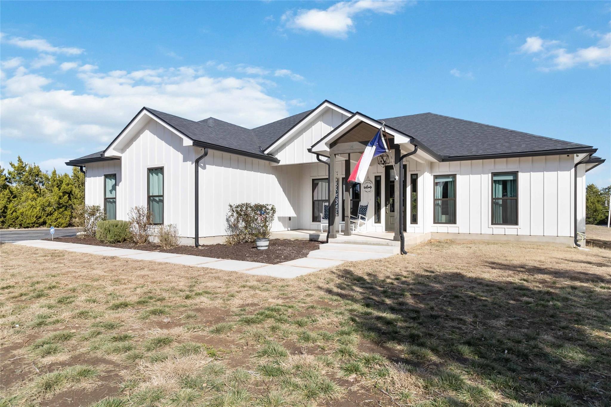 310 Lets Roll Dr, Fischer, TX 78623