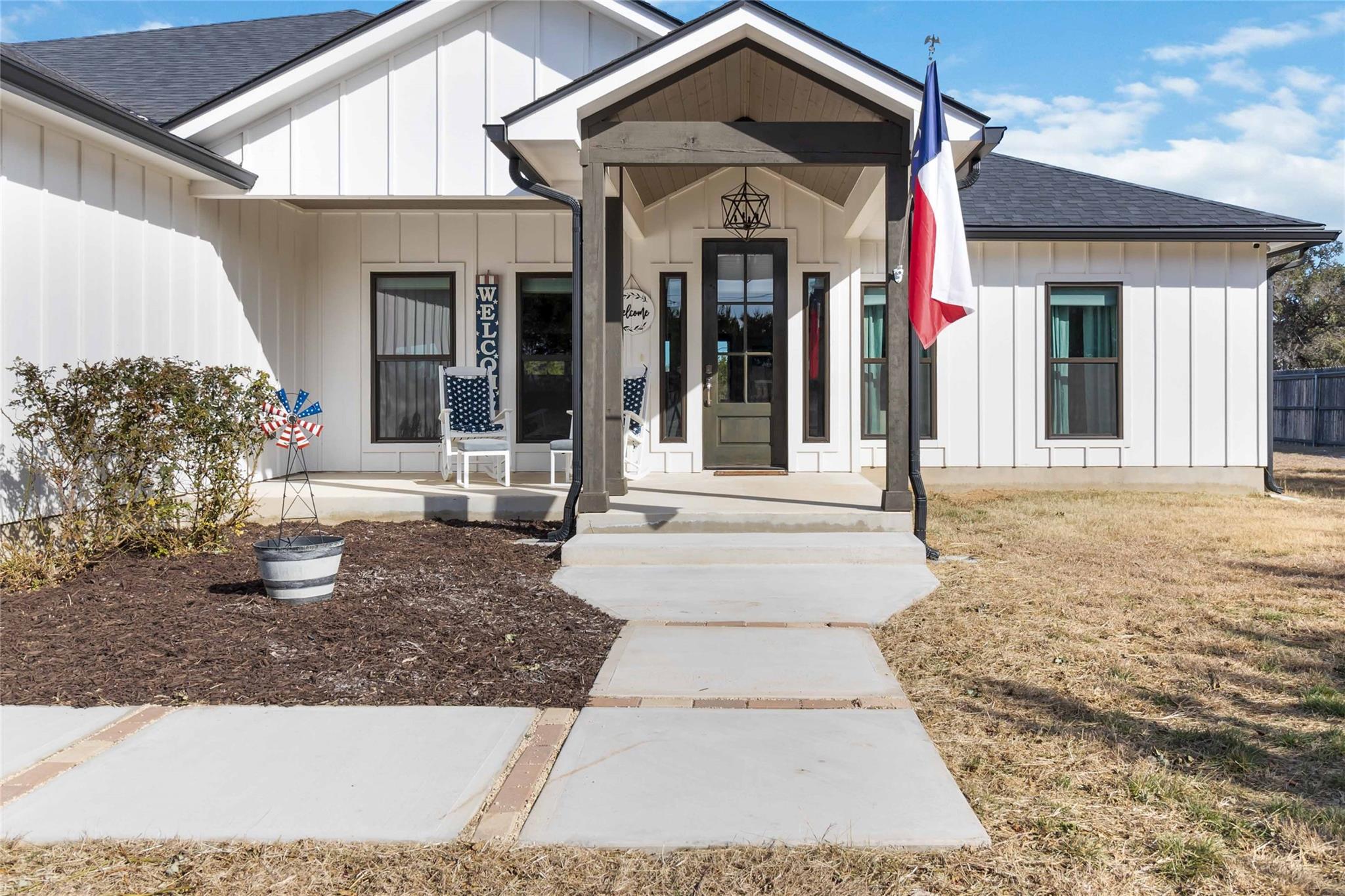 310 Lets Roll Dr, Fischer, TX 78623