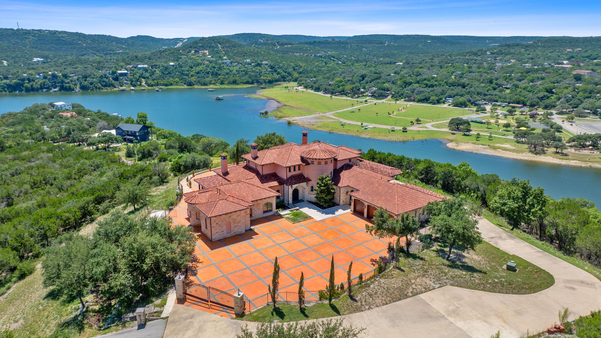 10601 Hill Dr, Leander, TX 78641