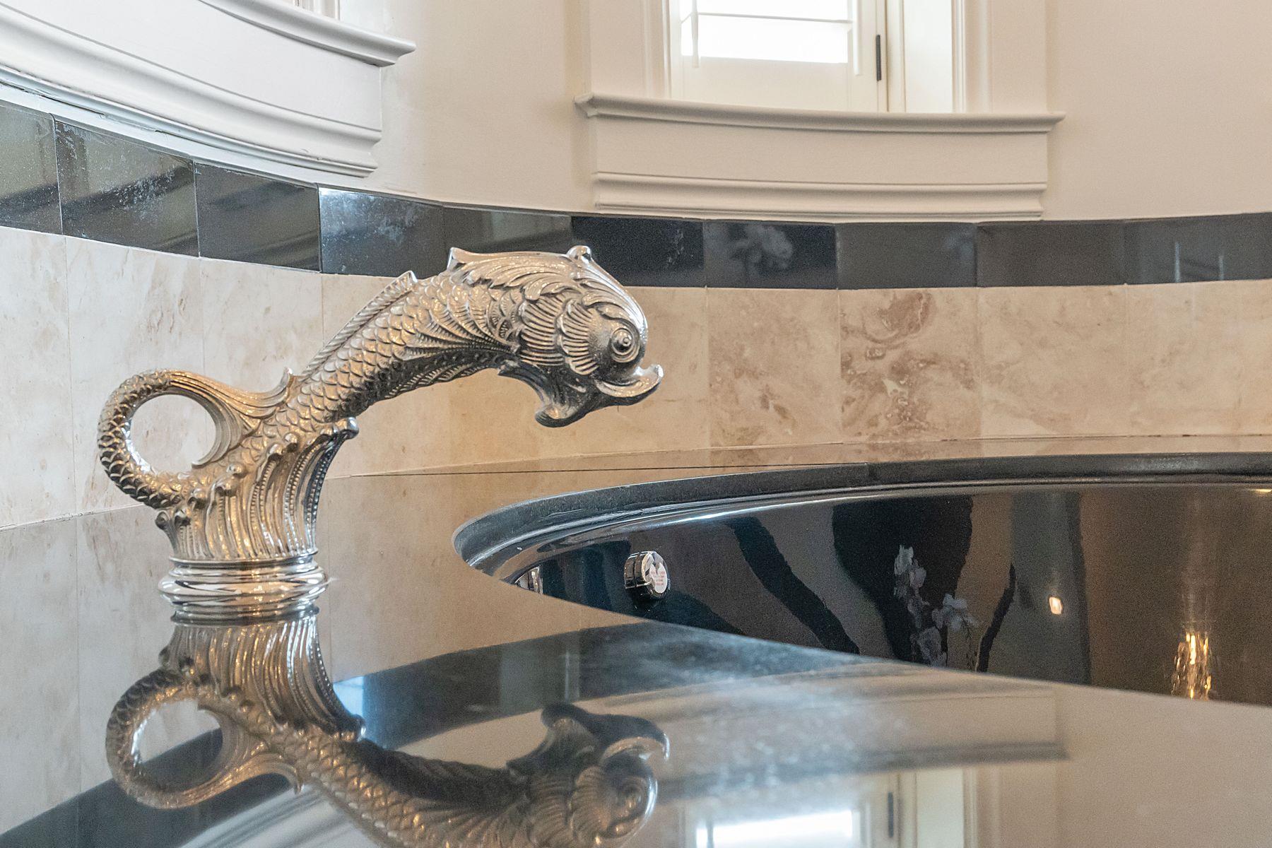 10601 Hill Dr, Leander, TX 78641