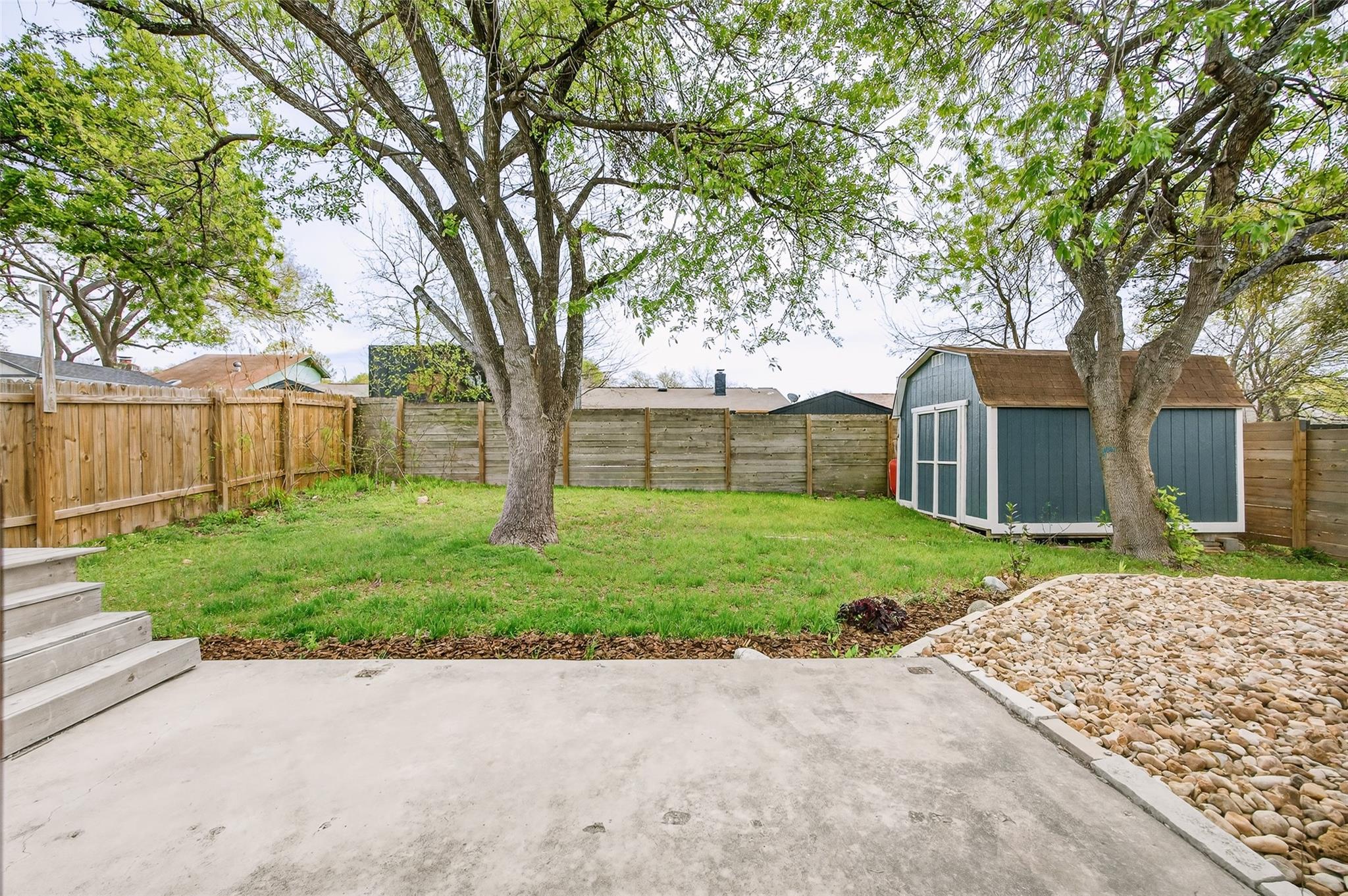 7025 Crosswood Dr, Austin, TX 78745