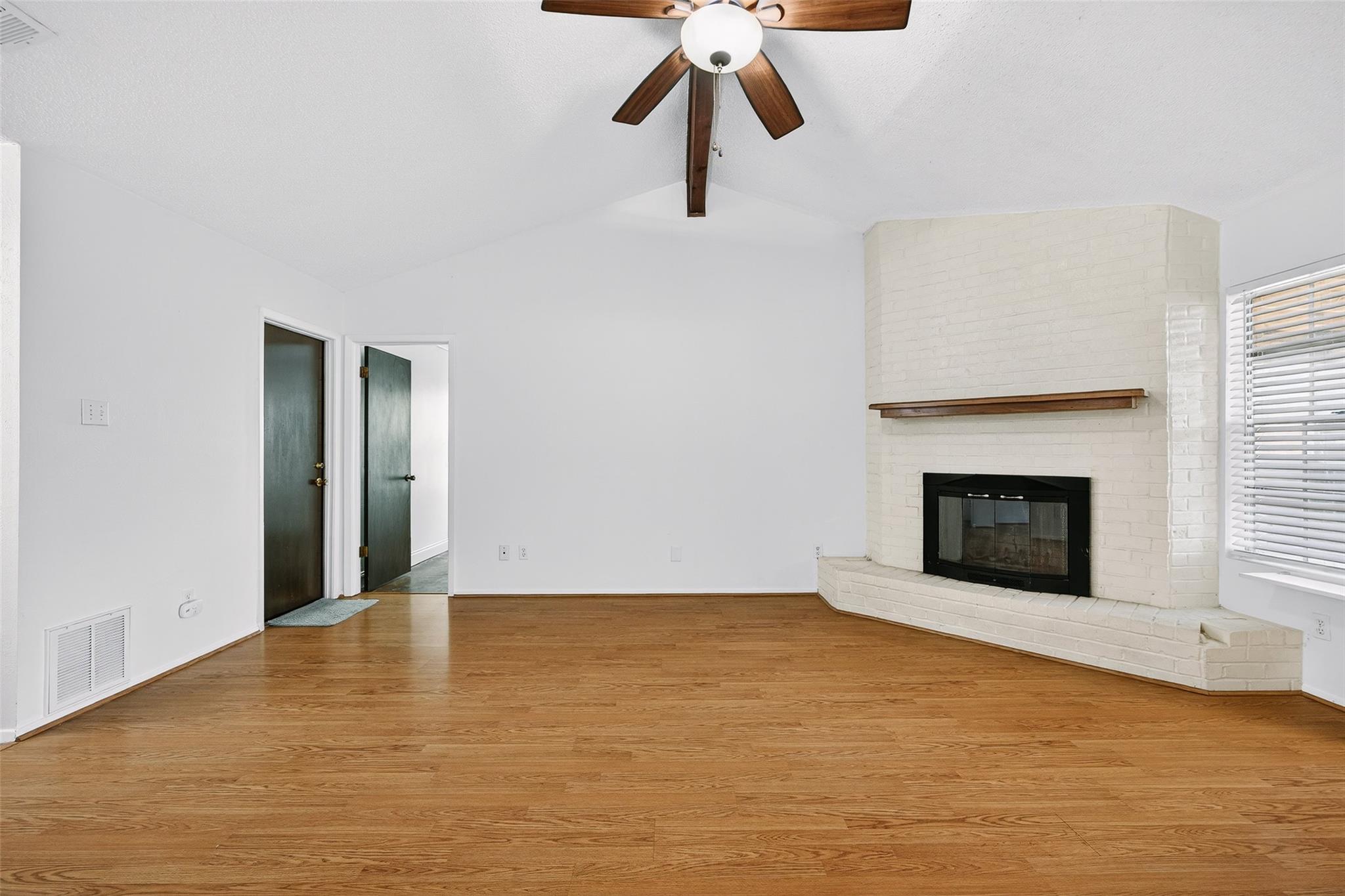 7025 Crosswood Dr, Austin, TX 78745