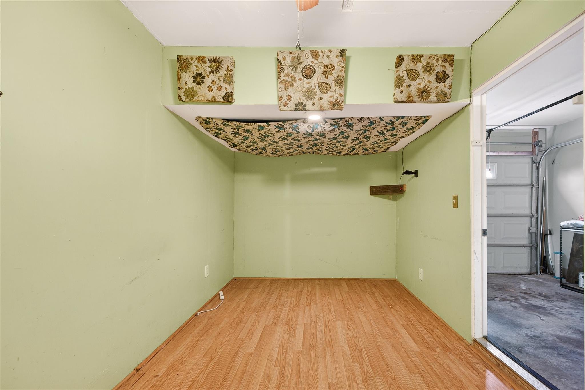 7025 Crosswood Dr, Austin, TX 78745