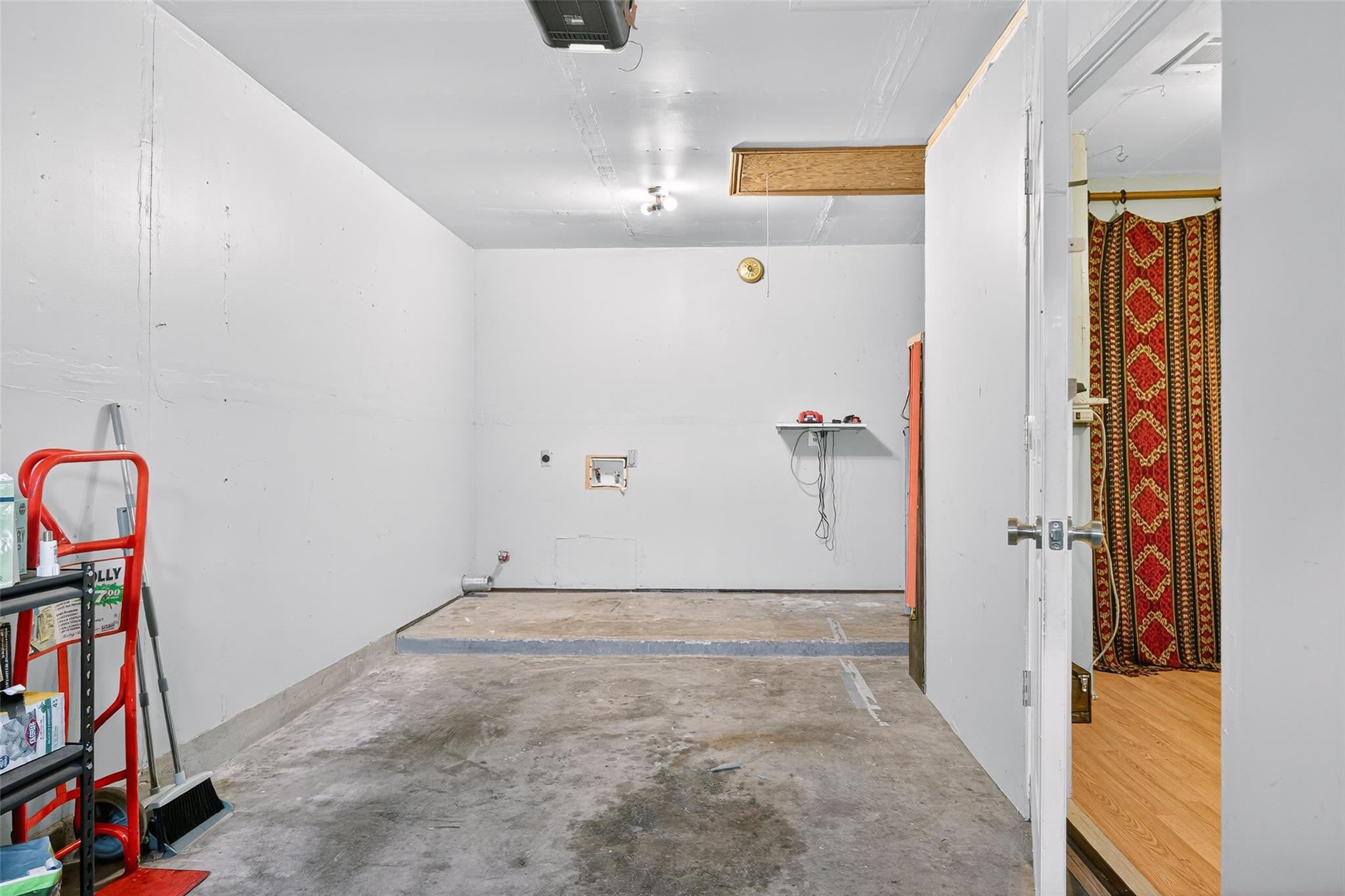 7025 Crosswood Dr, Austin, TX 78745