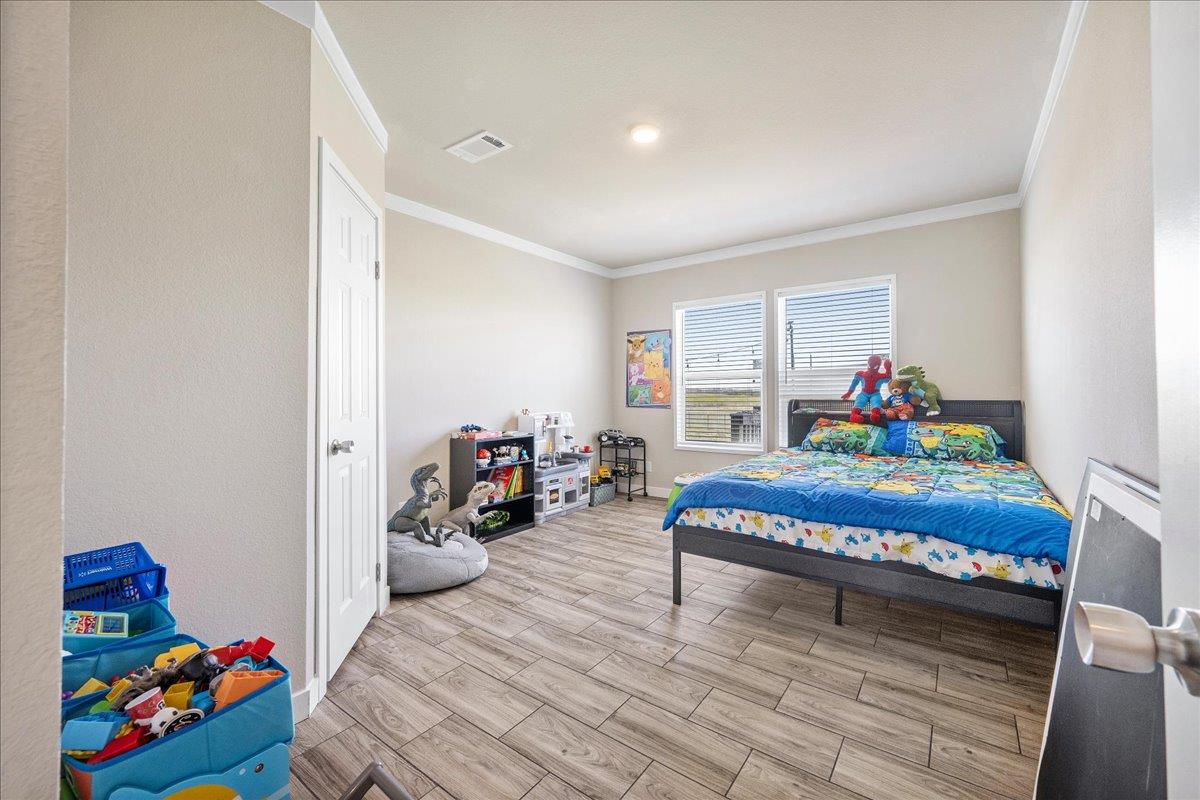 430 County Road 451, Coupland, TX 78615