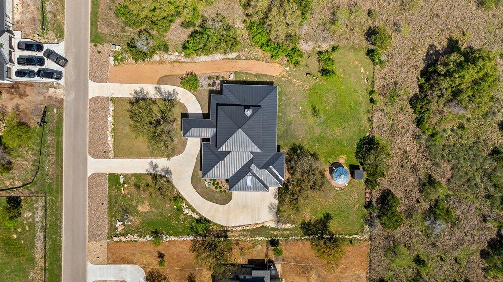 405 Spicewood Trails Dr, Spicewood, TX 78669