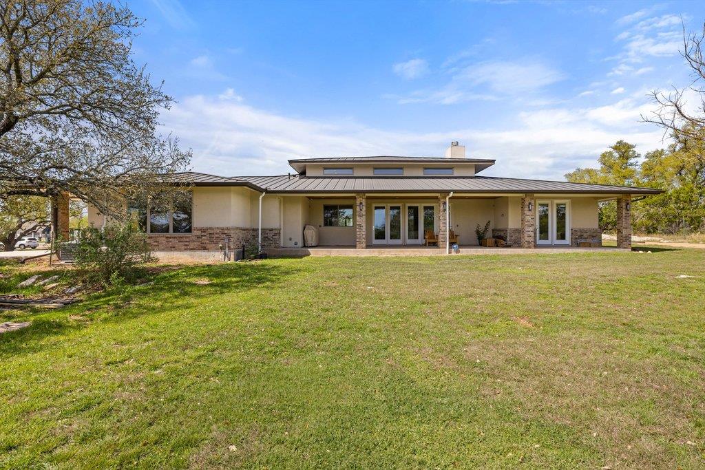 405 Spicewood Trails Dr, Spicewood, TX 78669