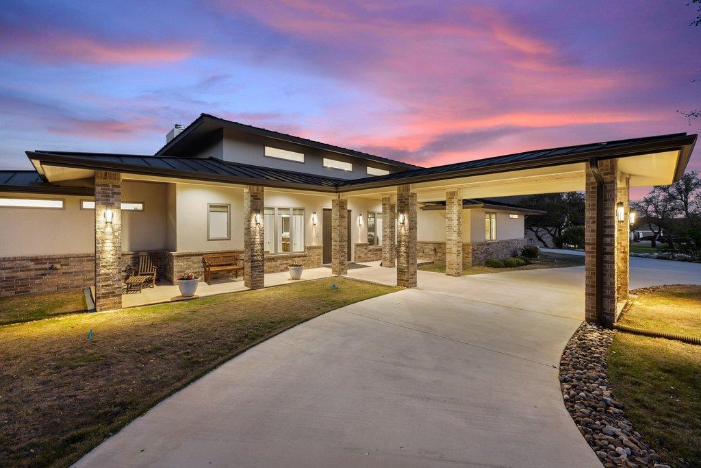 405 Spicewood Trails Dr, Spicewood, TX 78669