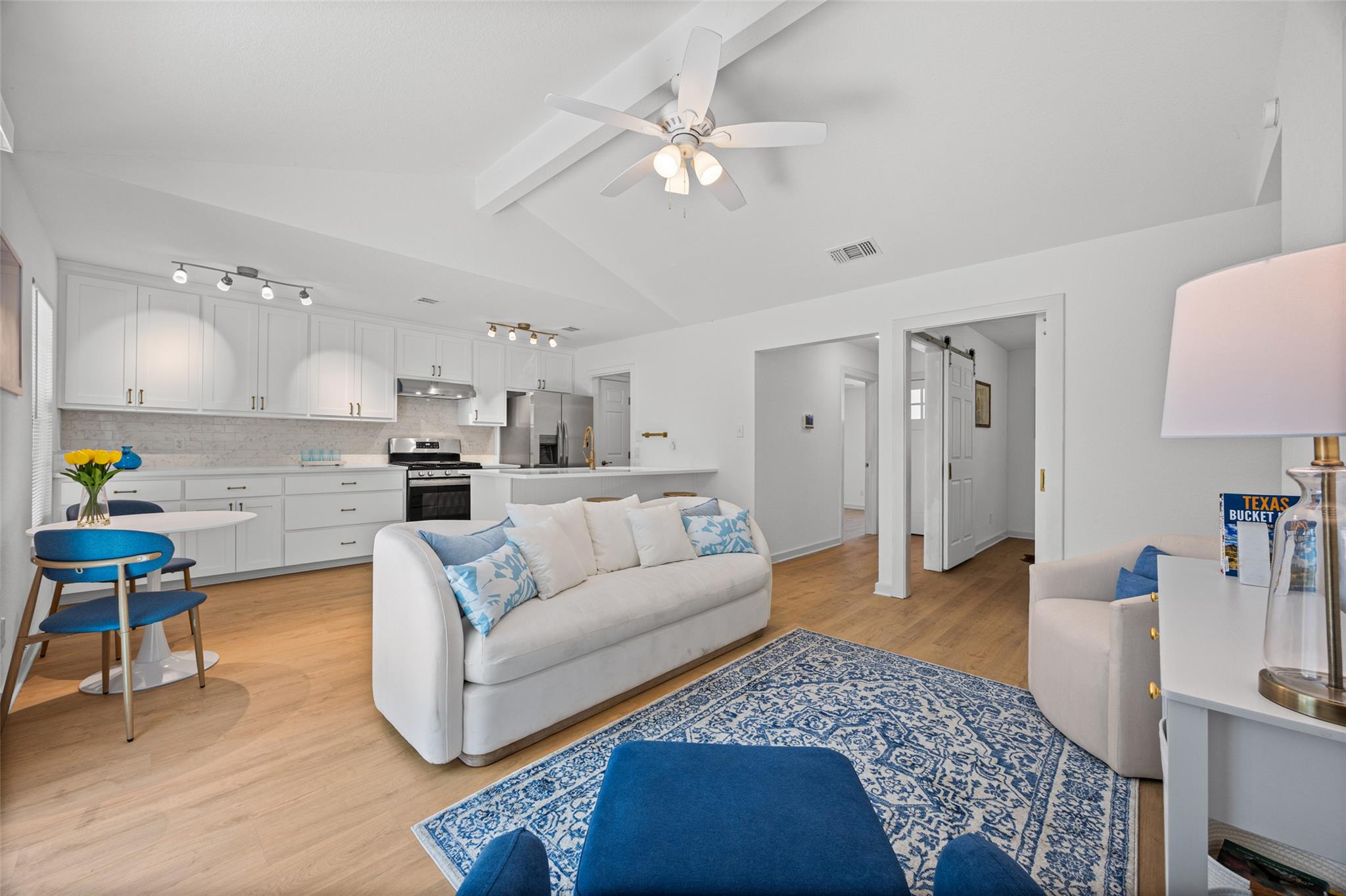 5500 Stuart Cir, Austin, TX 78721