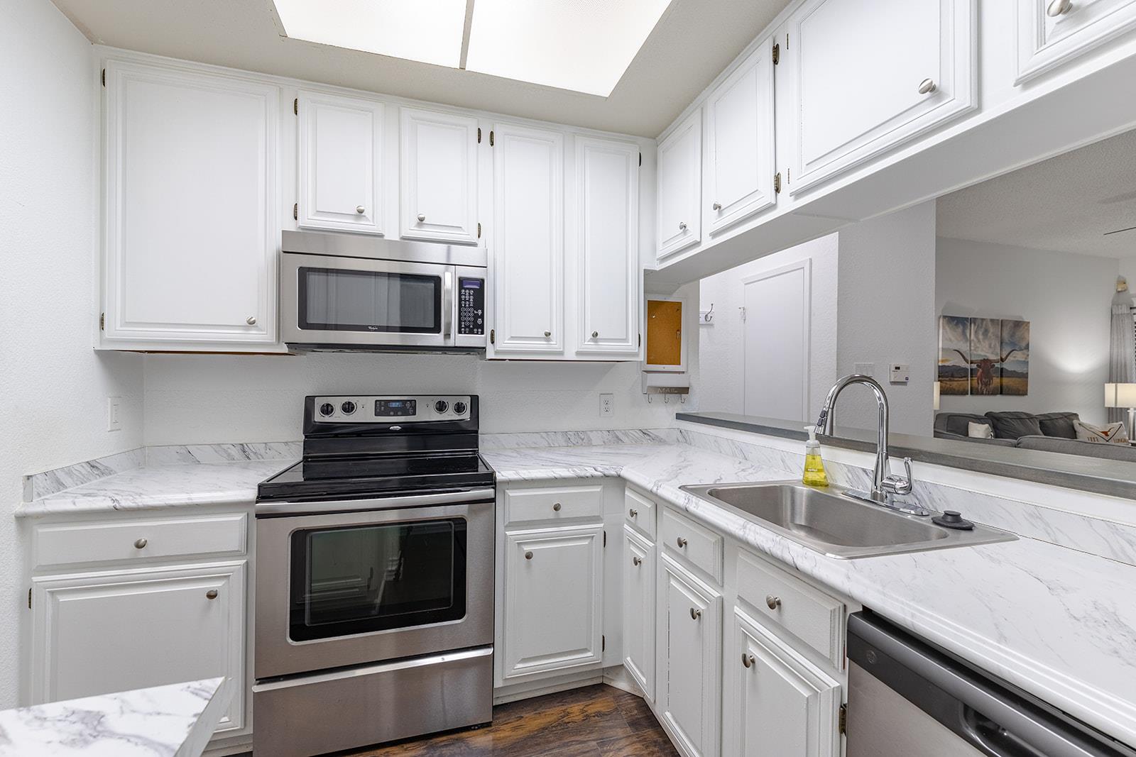 806 W 24th St # 210, Austin, TX 78705