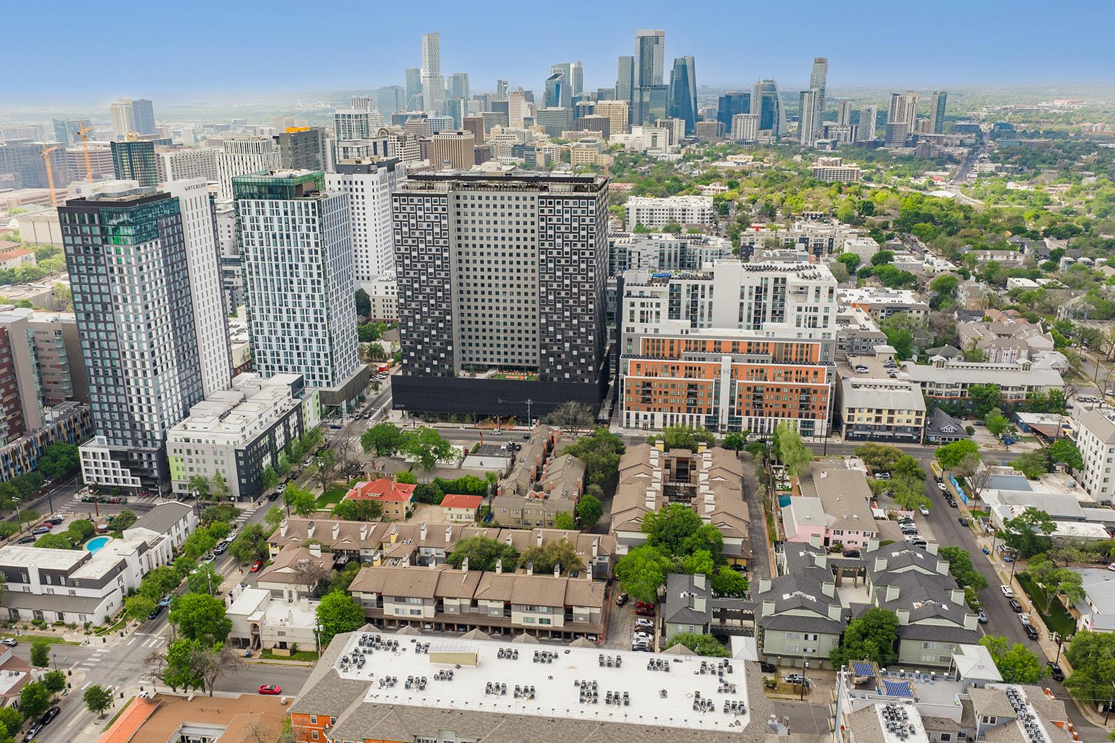 806 W 24th St # 210, Austin, TX 78705