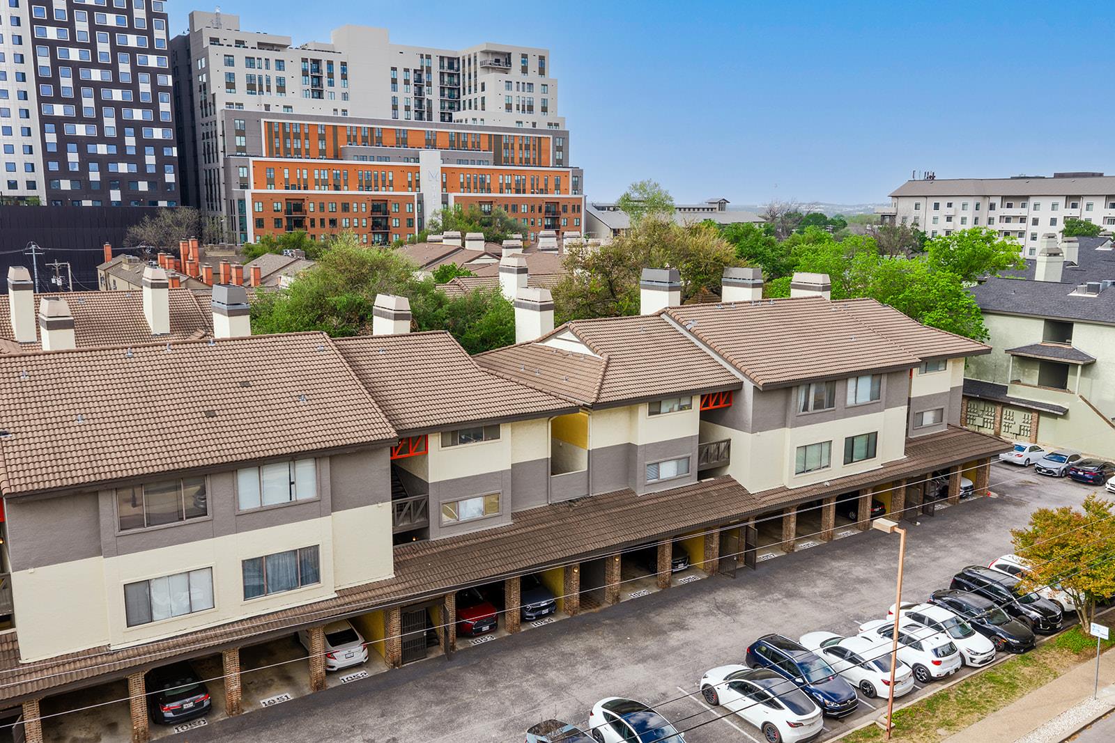 806 W 24th St # 210, Austin, TX 78705