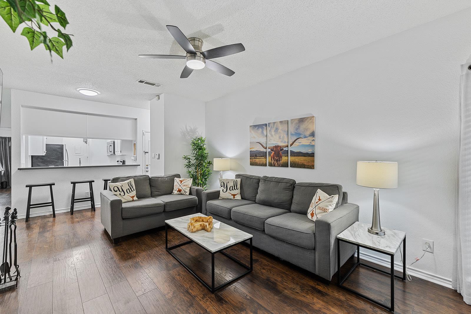 806 W 24th St # 210, Austin, TX 78705