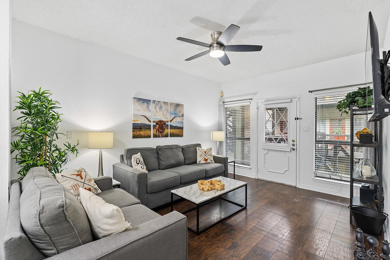 806 W 24th St # 210, Austin, TX 78705