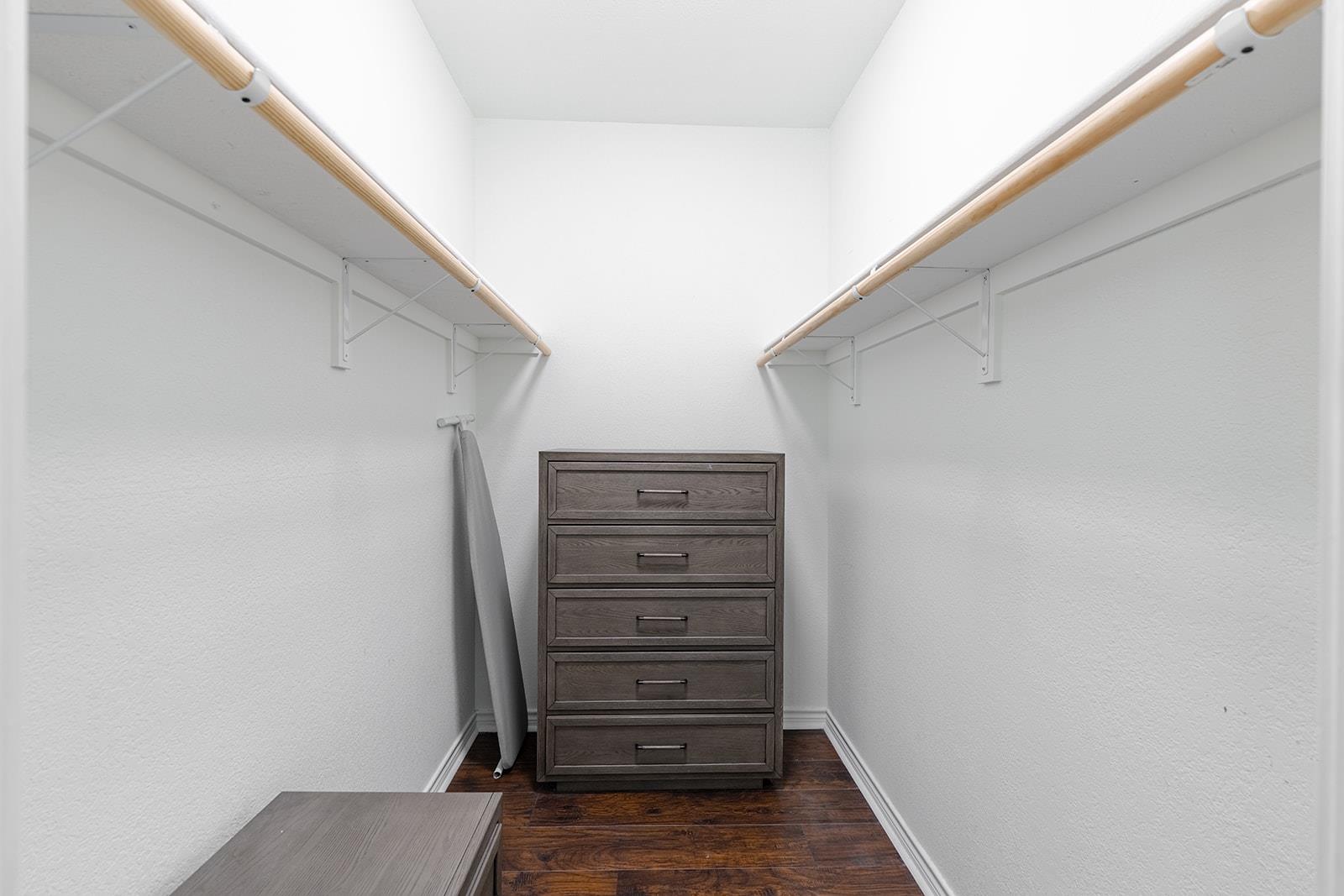 806 W 24th St # 210, Austin, TX 78705