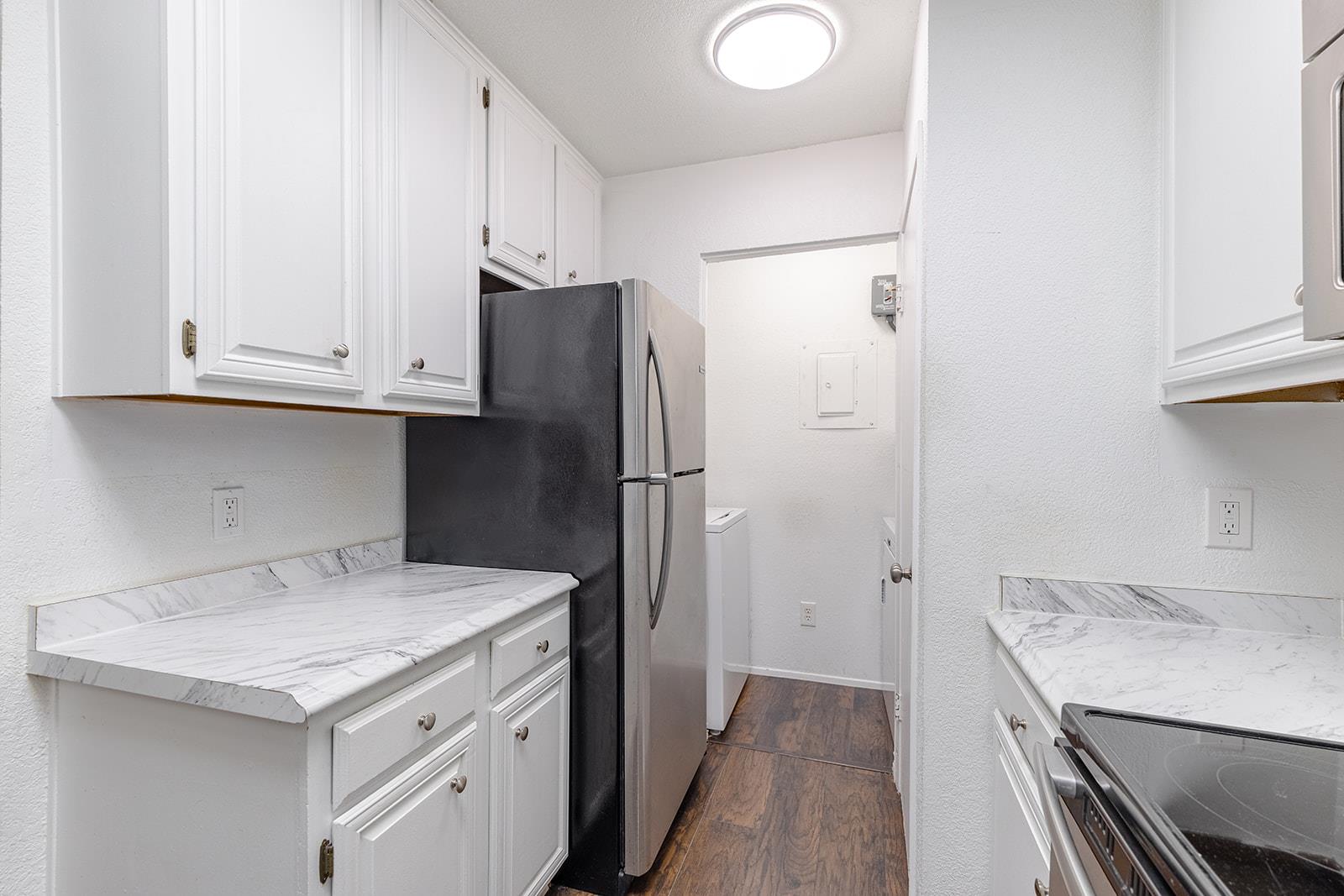 806 W 24th St # 210, Austin, TX 78705