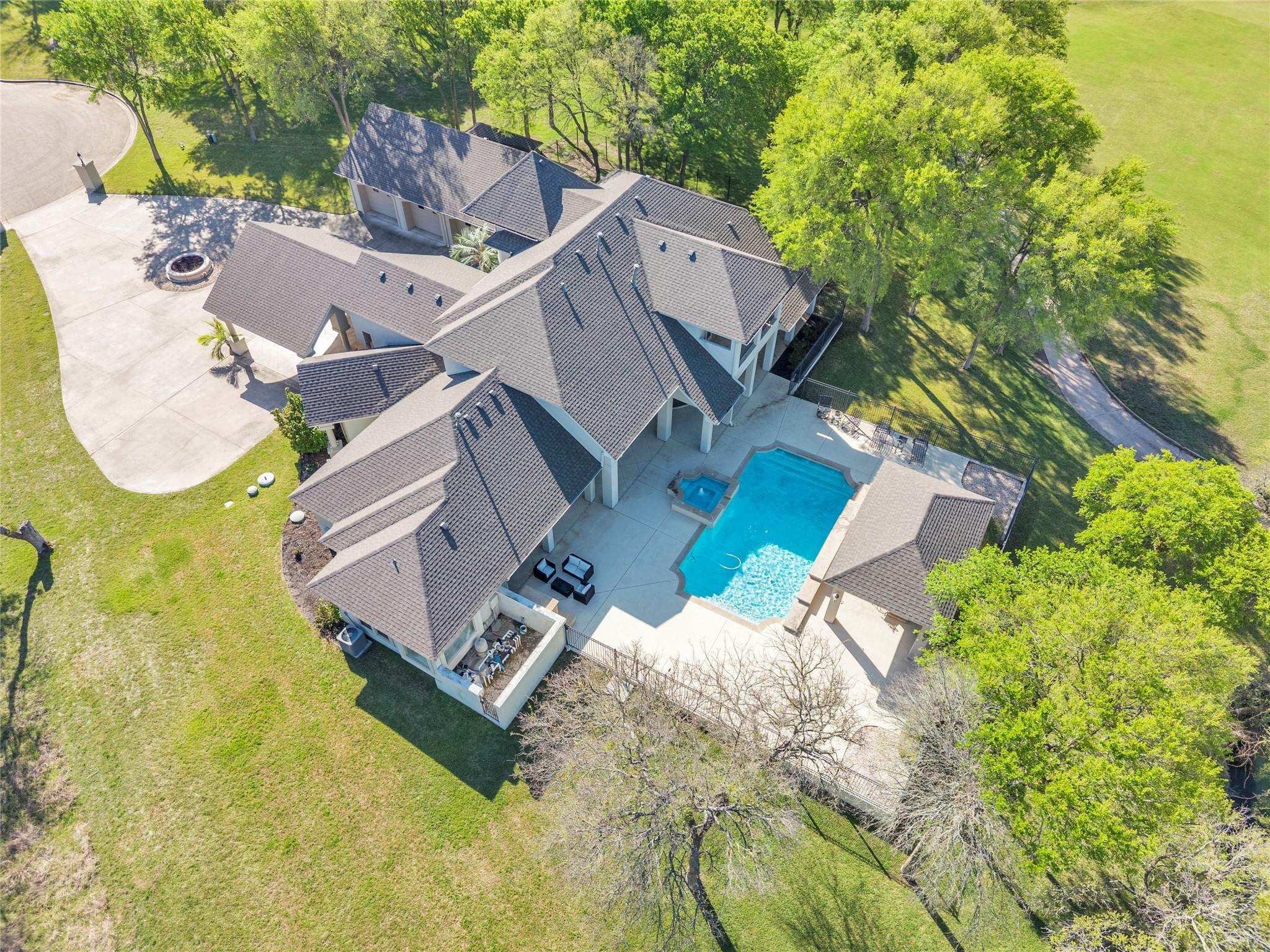 1317 Jack Nicklaus Cir, Salado, TX 76571