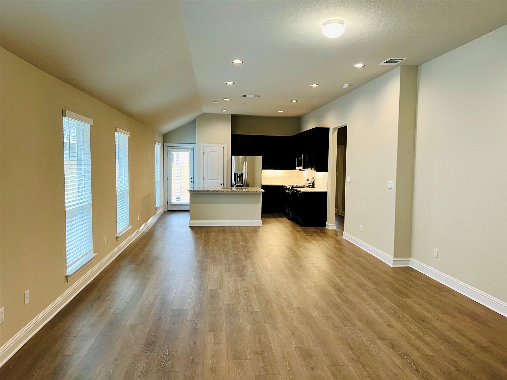 170 Living Reef Dr, Maxwell, TX 78656