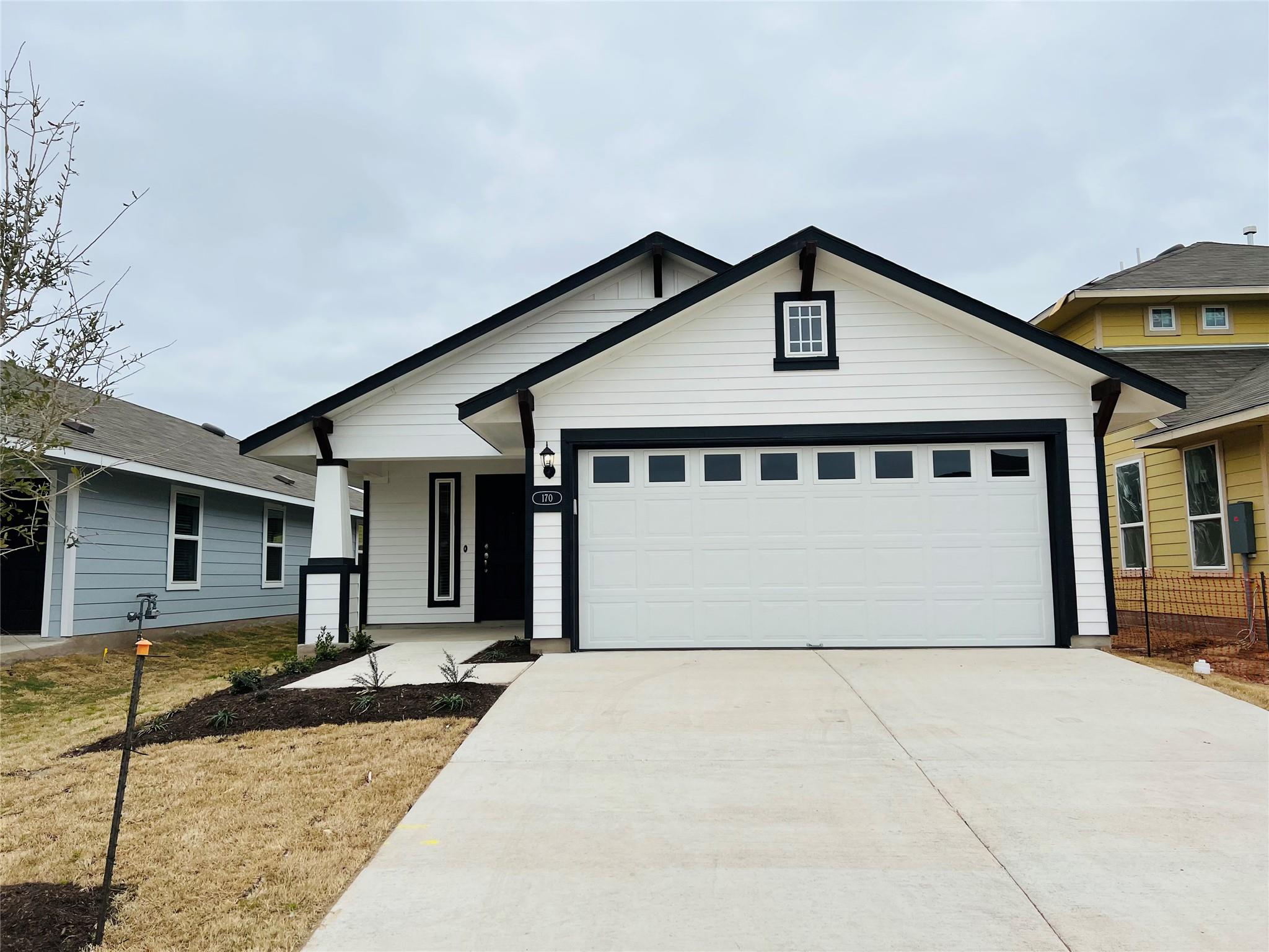 170 Living Reef Dr, Maxwell, TX 78656