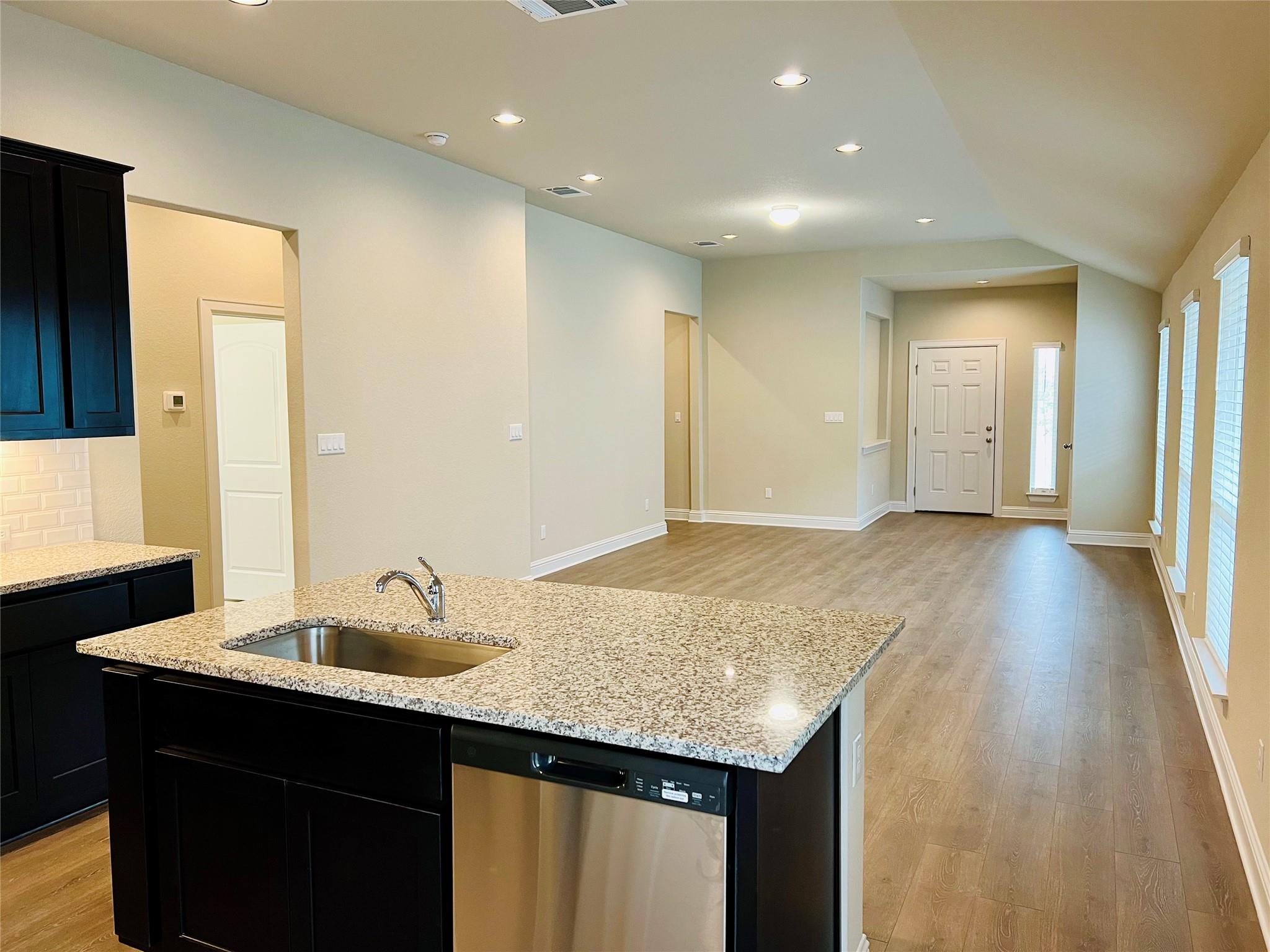 170 Living Reef Dr, Maxwell, TX 78656