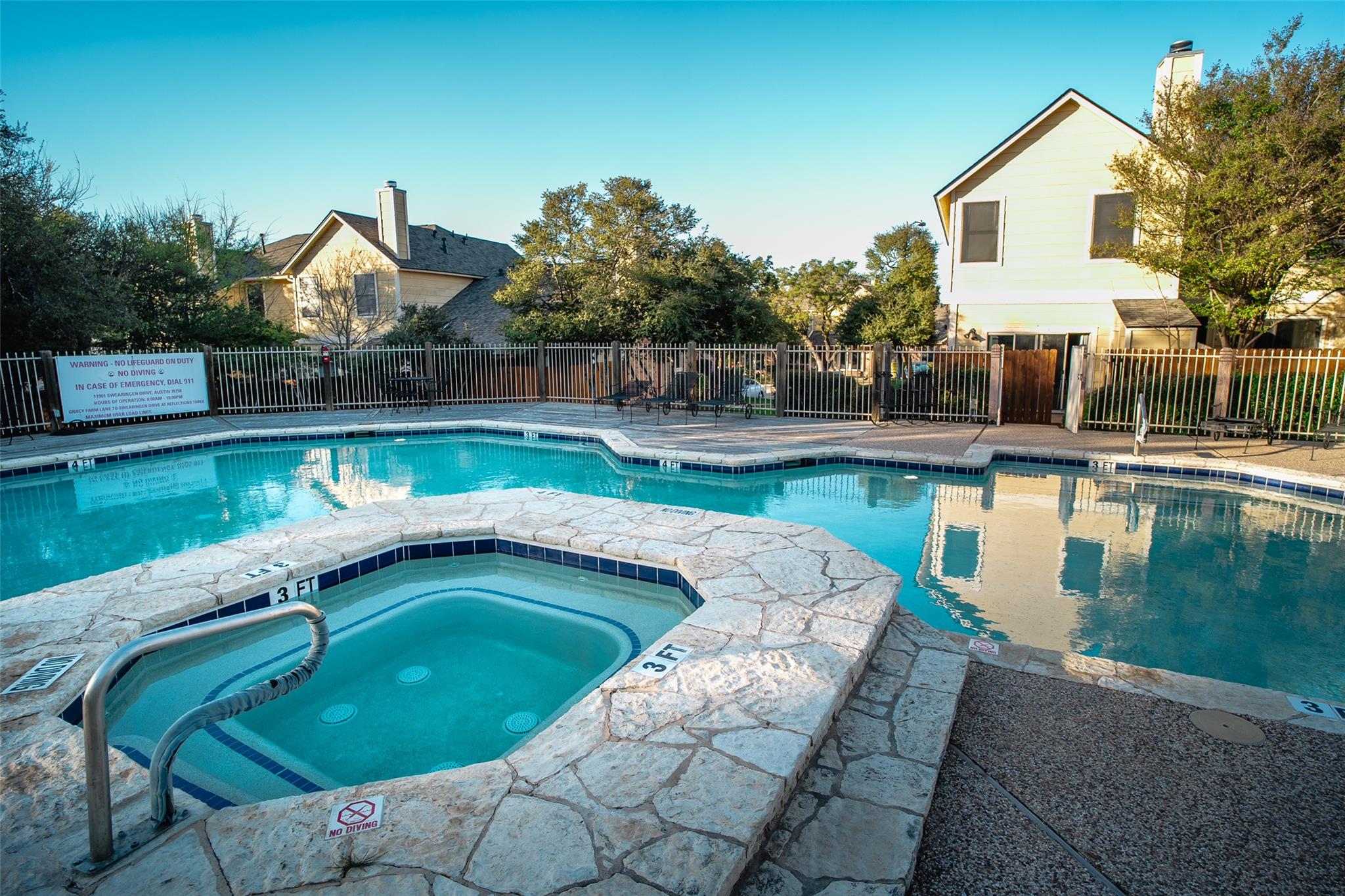 11901 Swearingen Dr # 38G, Austin, TX 78758