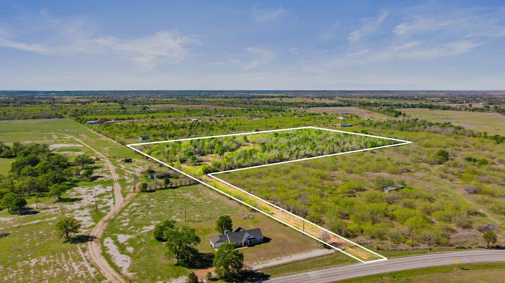 8530 FM 153, La Grange, TX 78945