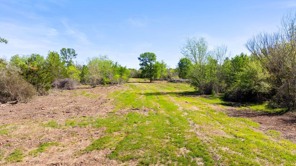 8530 FM 153, La Grange, TX 78945