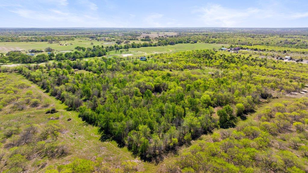 8530 FM 153, La Grange, TX 78945