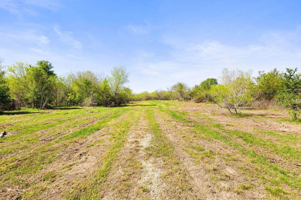 8530 FM 153, La Grange, TX 78945