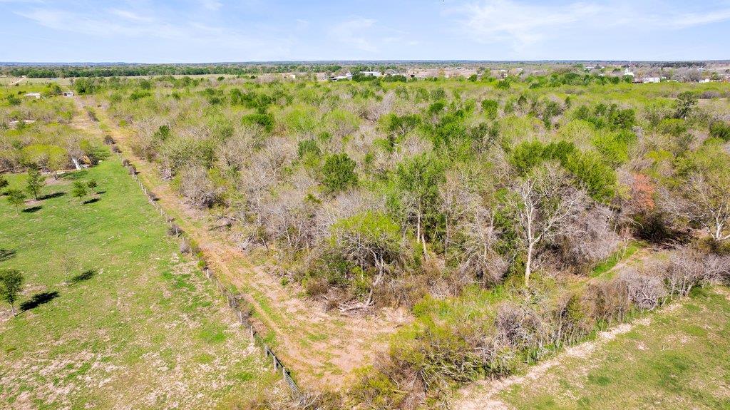 8530 FM 153, La Grange, TX 78945