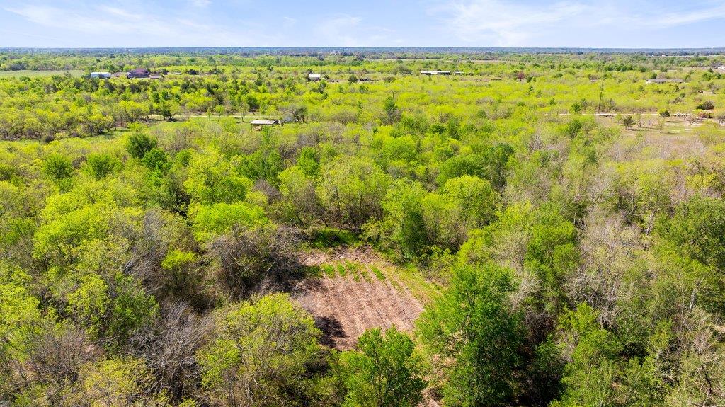 8530 FM 153, La Grange, TX 78945