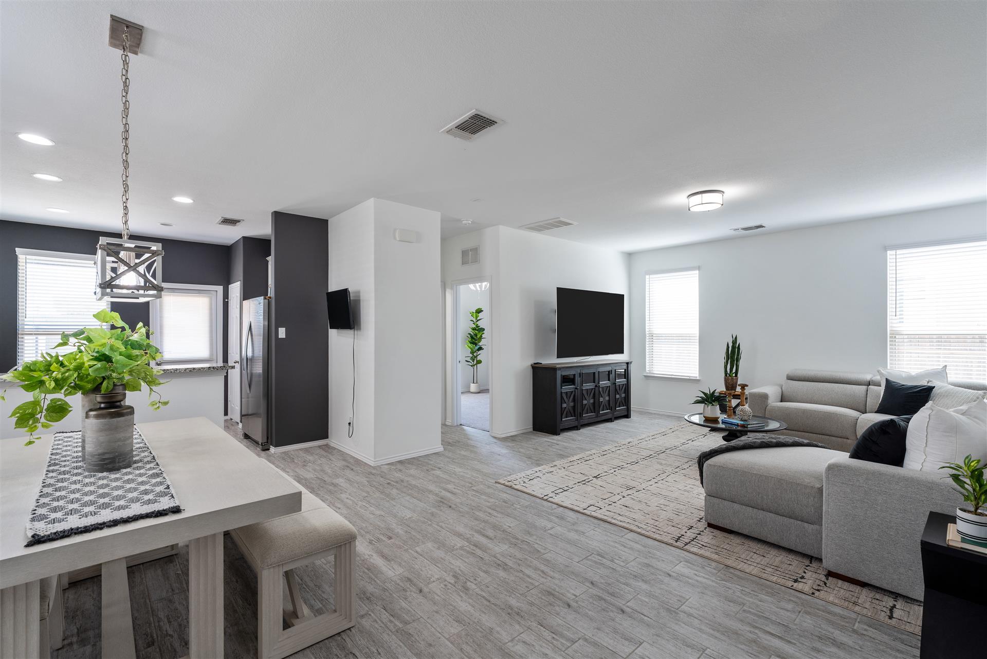 265 La Dera Dr, Liberty Hill, TX 78642