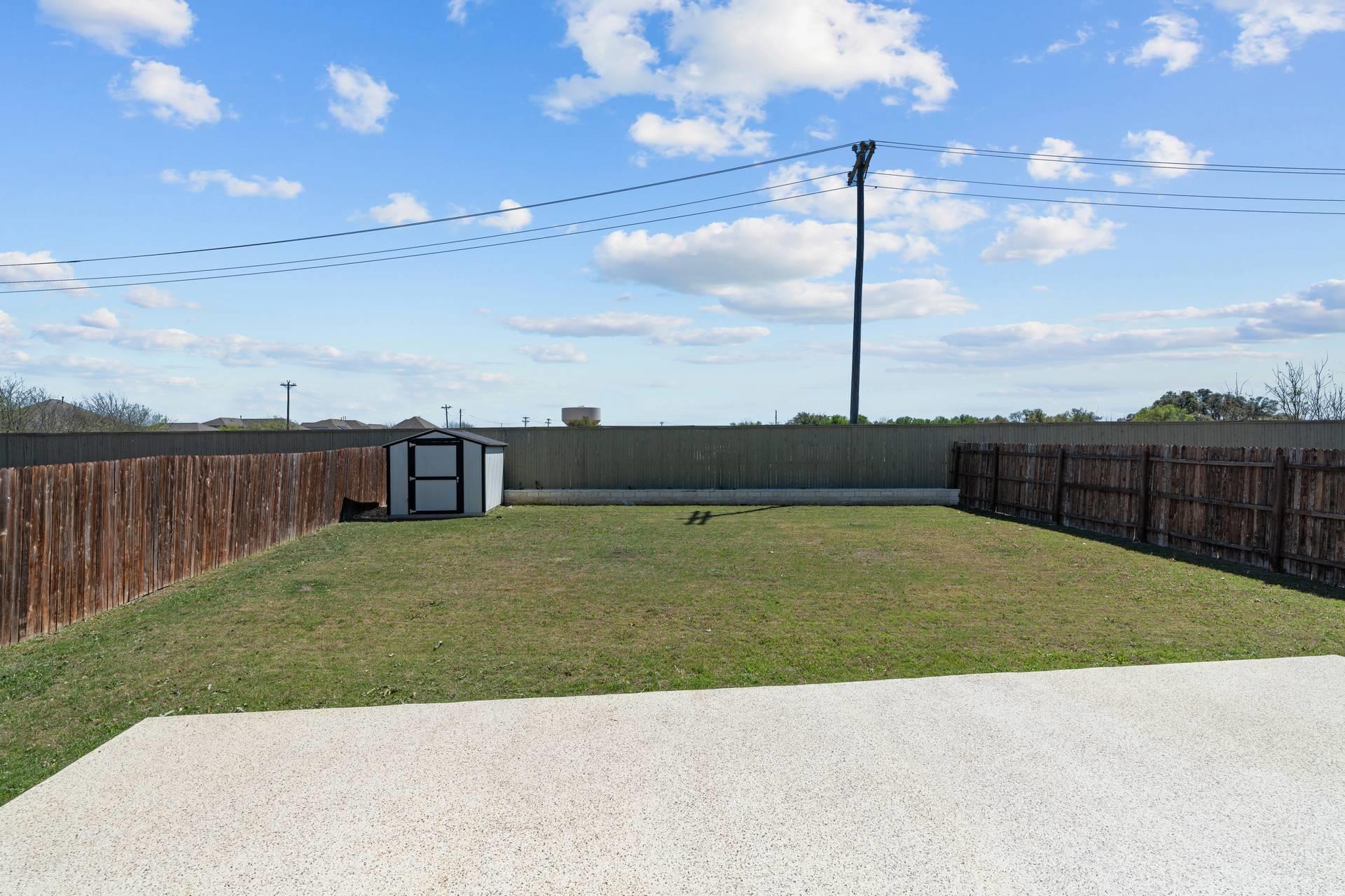 265 La Dera Dr, Liberty Hill, TX 78642