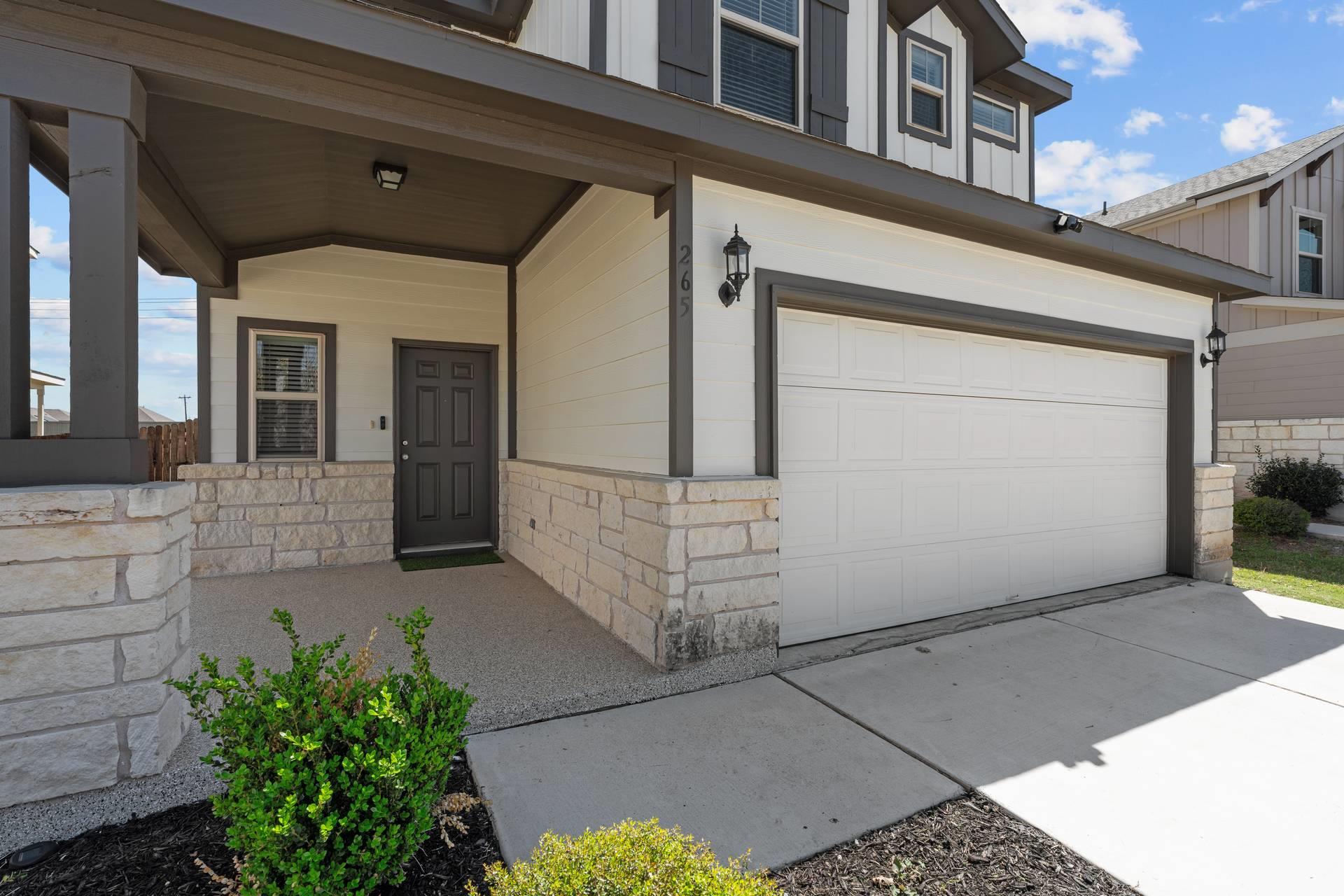 265 La Dera Dr, Liberty Hill, TX 78642