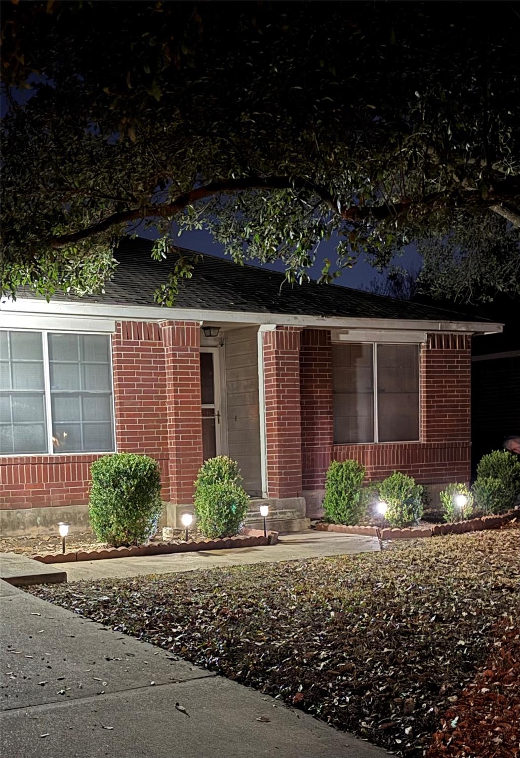 2562 Vernell Way, Round Rock, TX 78664