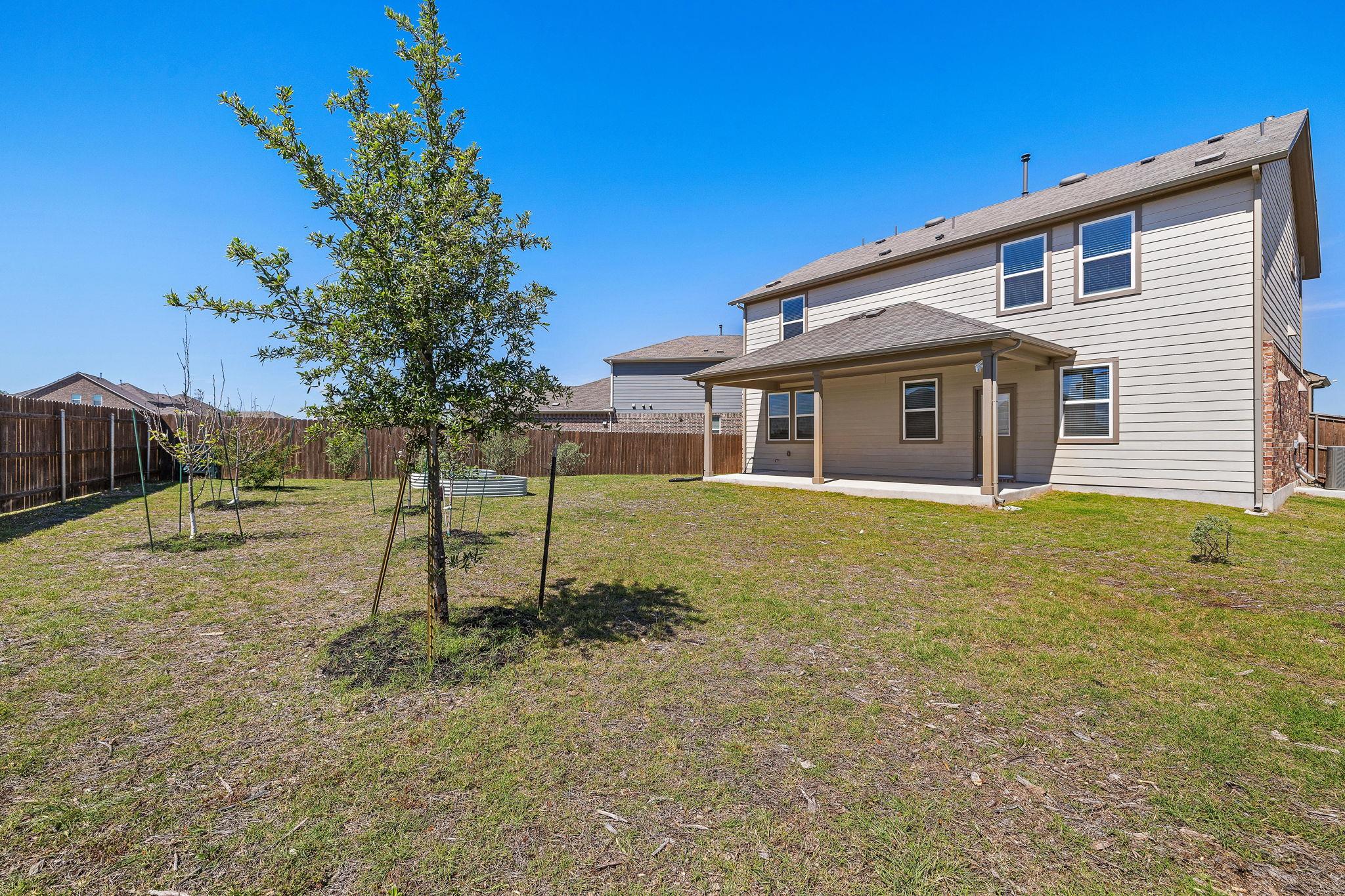 1909 Grand Leeanne Way, Pflugerville, TX 78660