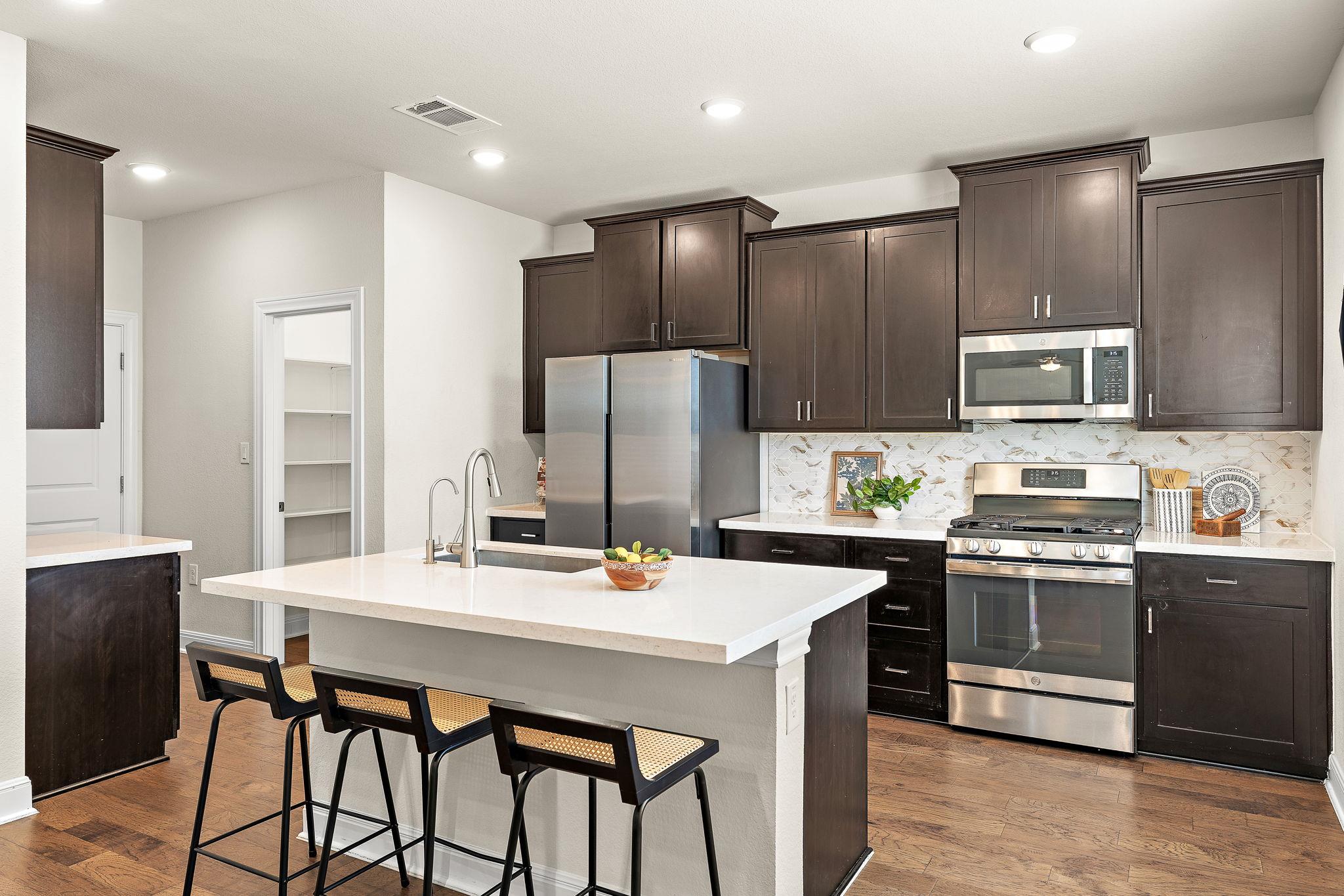 1909 Grand Leeanne Way, Pflugerville, TX 78660