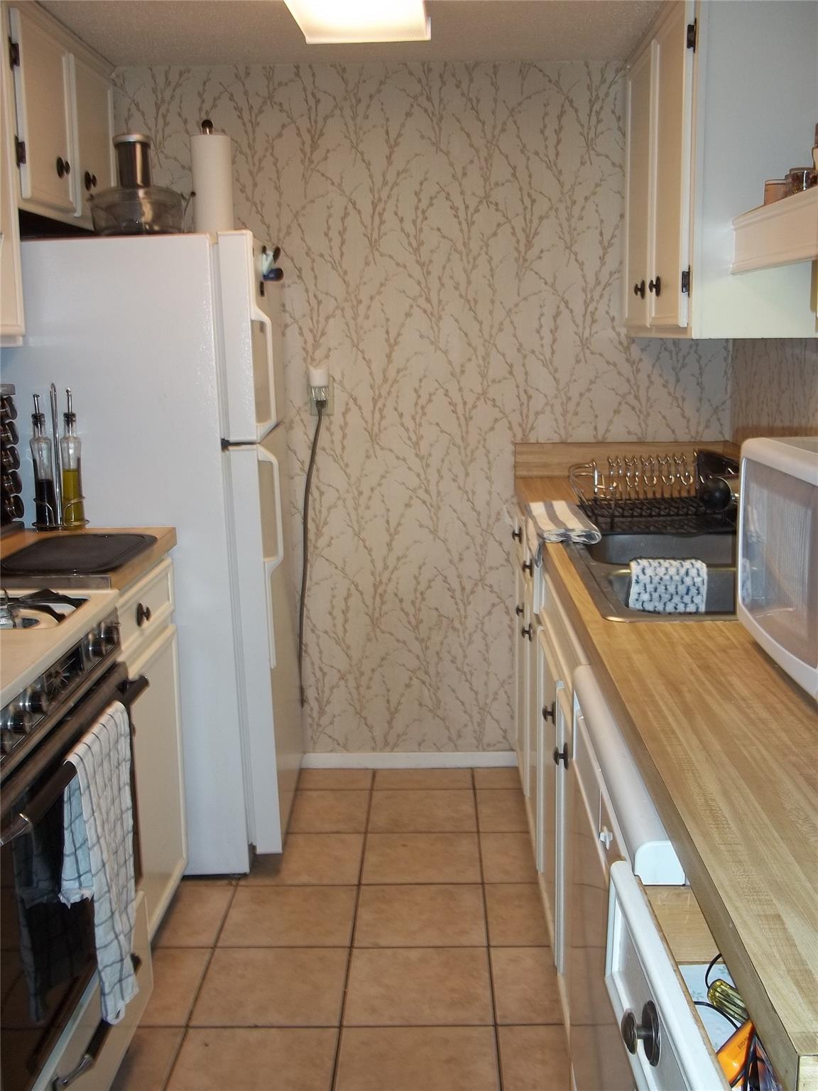 1800 Lavaca St # 416, Austin, TX 78701