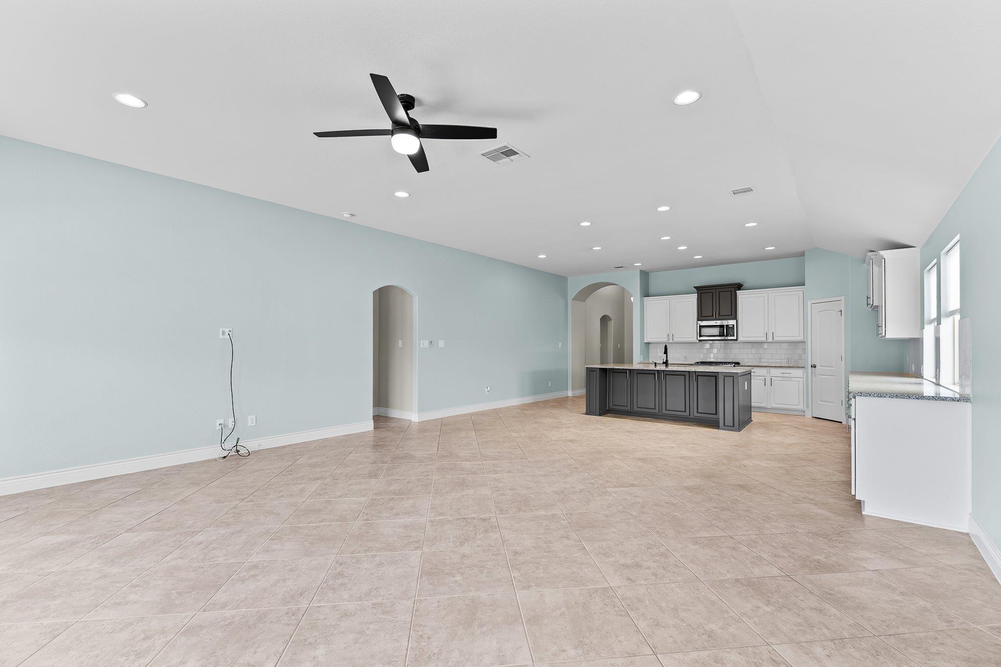 217 Serrano St, Georgetown, TX 78628