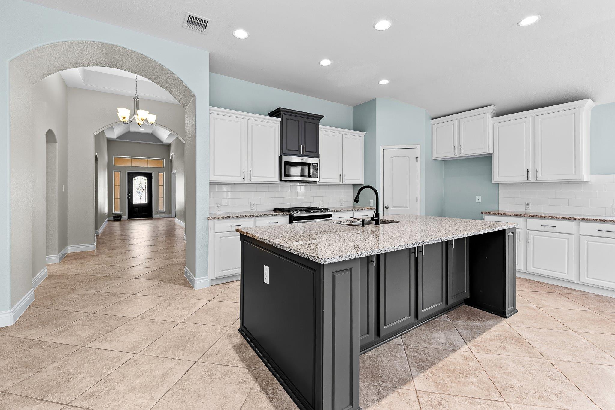 217 Serrano St, Georgetown, TX 78628