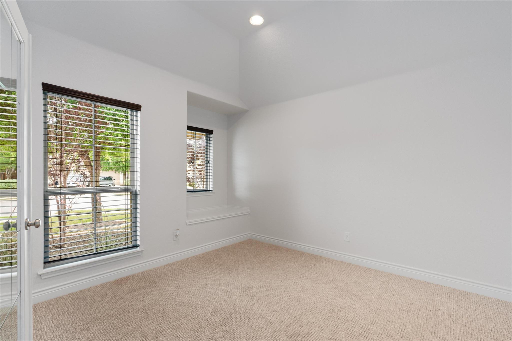 217 Serrano St, Georgetown, TX 78628