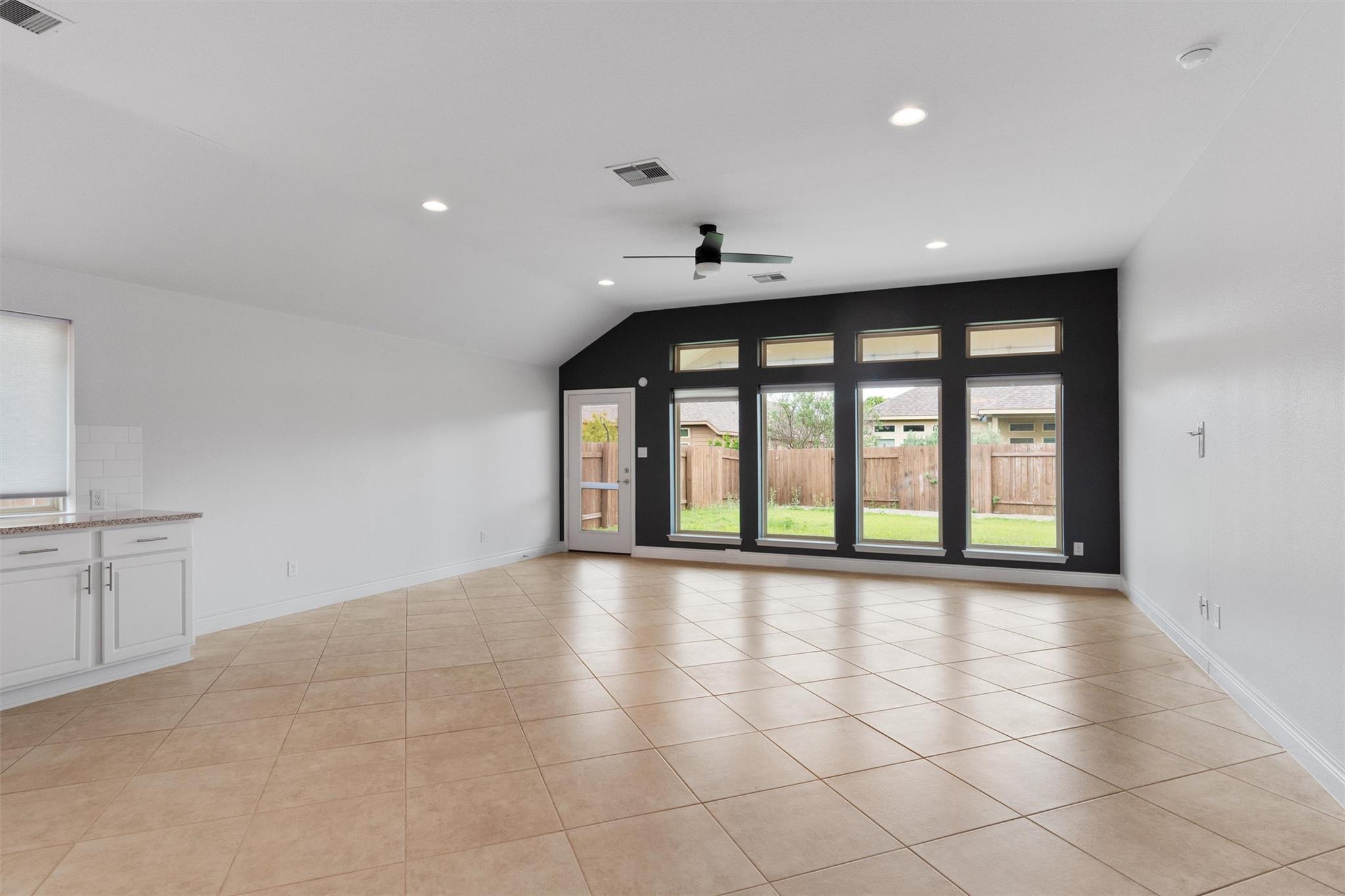 217 Serrano St, Georgetown, TX 78628