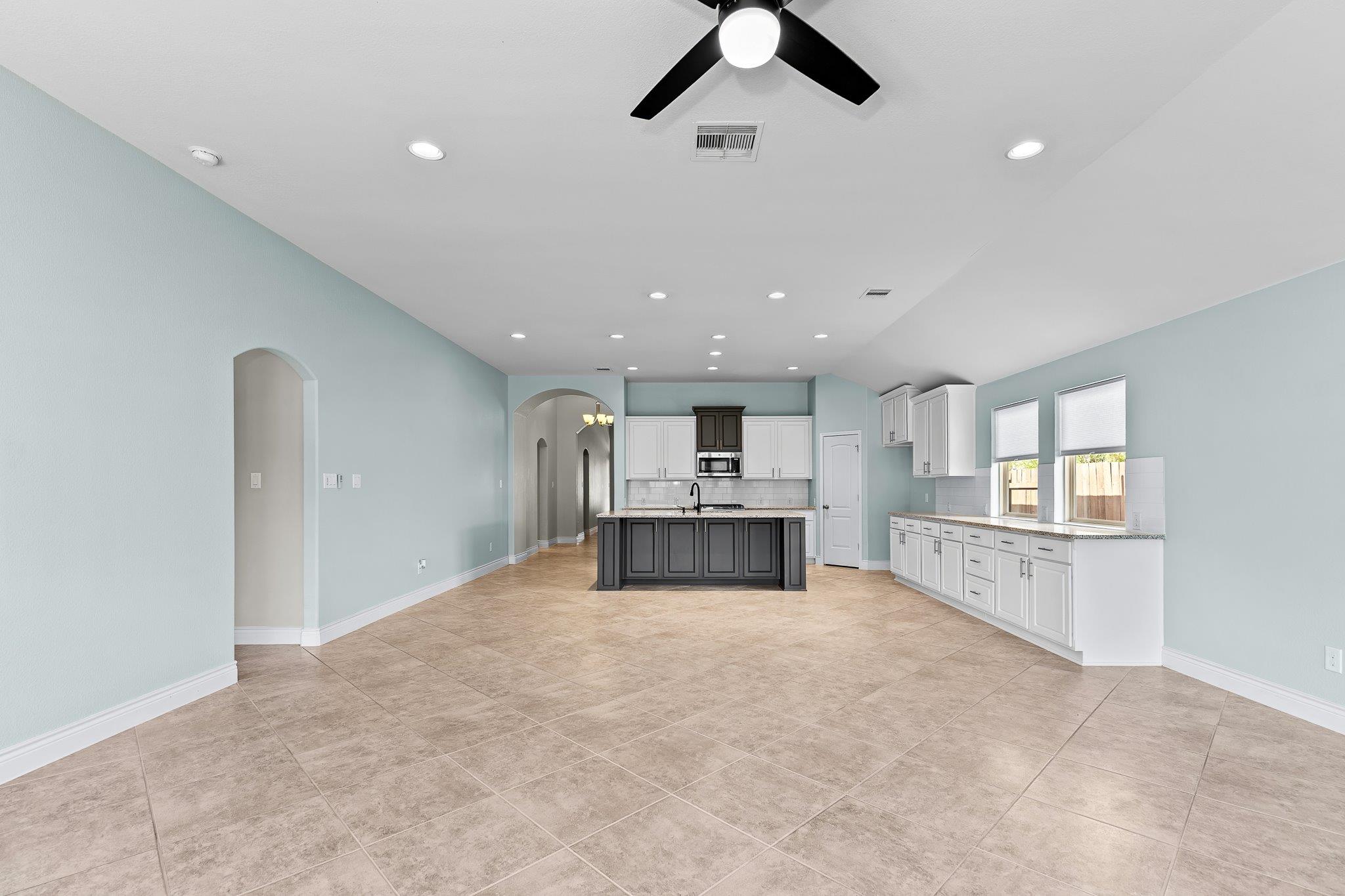 217 Serrano St, Georgetown, TX 78628