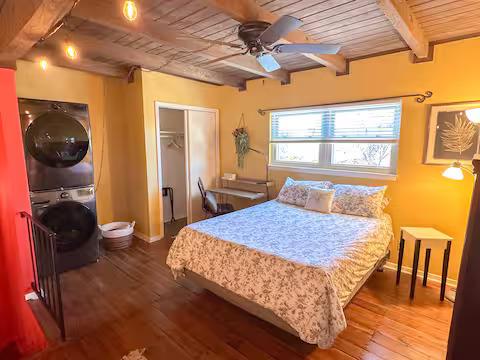 743 E Oltorf St # 201, Austin, TX 78704