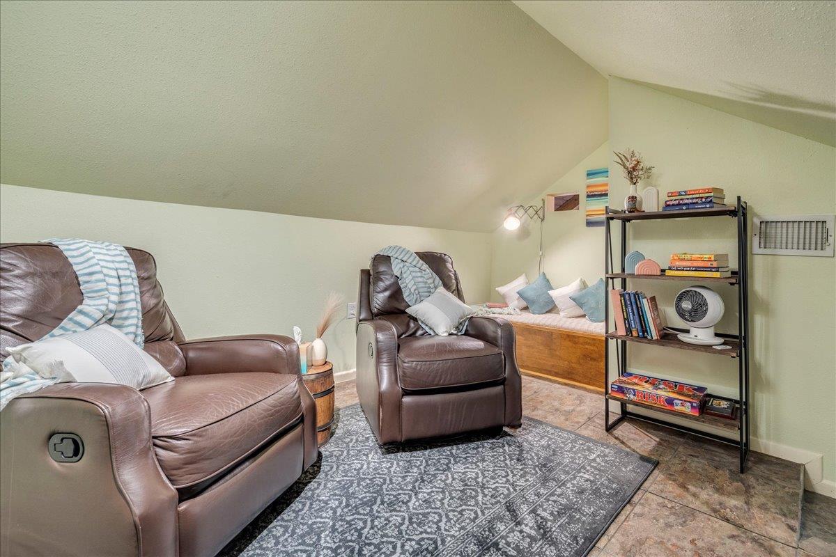 743 E Oltorf St # 201, Austin, TX 78704