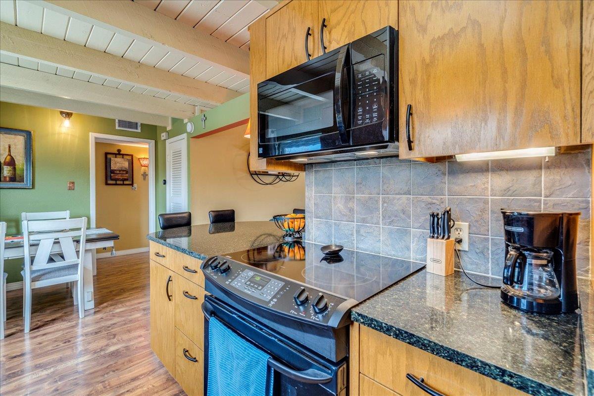 743 E Oltorf St # 201, Austin, TX 78704